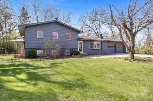 48103 Walnut Ave, New Buffalo, MI, 49117 | Card Image