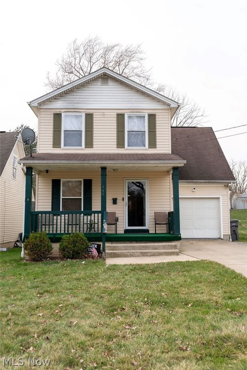 444 Sunshine Ave, Youngstown, OH, 44505-3541 | Card Image