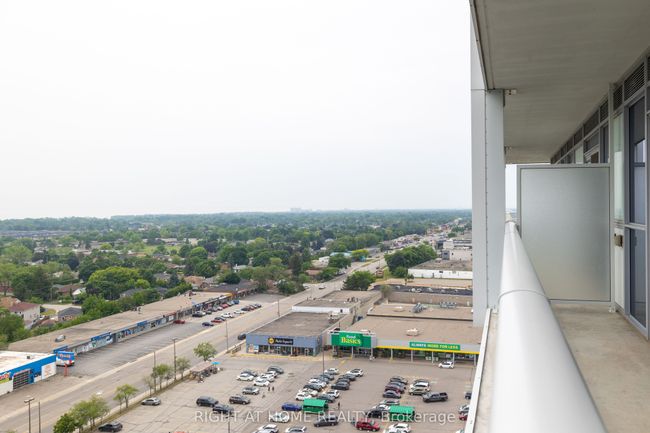 1508 - 65 Speers Rd, Condo with 2 bedrooms, 1 bathrooms and null parking in Oakville ON | Image 16