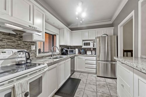 206-7300 Gilbert Road, Richmond, BC, V7C3W2 | Card Image
