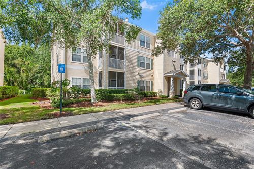 18107-18107 Bridle Club Dr, Tampa, FL, 33647-1779 | Card Image