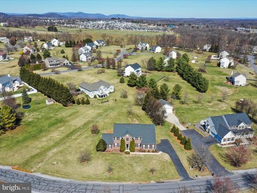 256 Holden Dr, MARTINSBURG, WV, 25403-8793 | Card Image