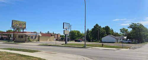 1525 2nd Ave W, International Falls, MN, 56649-3448 | Card Image