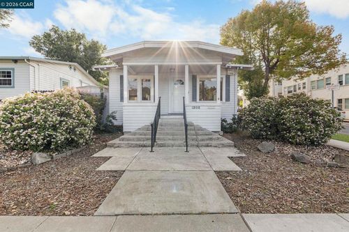 1308 1308 Pine St, Martinez, CA, 94553 | Card Image