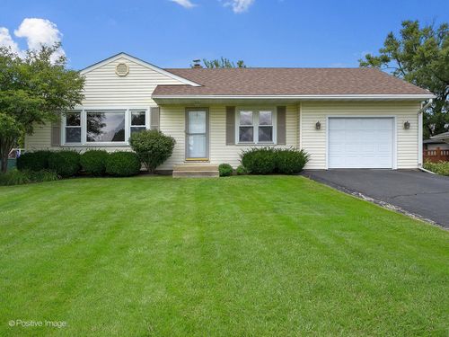 110 Holly Ave, Darien, IL, 60561-3961 | Card Image