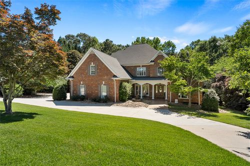 200 Graylyn Dr, Anderson, SC, 29621-1984 | Card Image