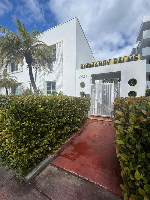 apt-1a-6941 Bay Dr, Miami Beach, FL, 33141-5430 | Card Image