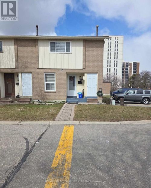 59 Craigleigh Cres, Brampton, ON, L6T2E3 | Card Image
