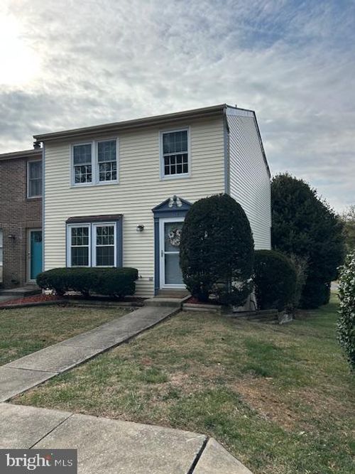 1752 Springfield Ln, FREDERICK, MD, 21702-3091 | Card Image