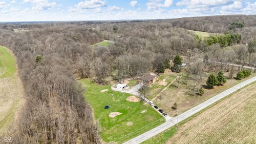 2409 E County Road 700 S, Cloverdale, IN, 46120-8818 | Card Image