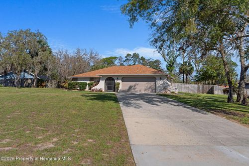 7851 Floral Dr, WEEKI WACHEE, FL, 34607-2224 | Card Image