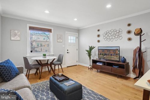 2-123 17th St Se, WASHINGTON, DC, 20003-1691 | Card Image