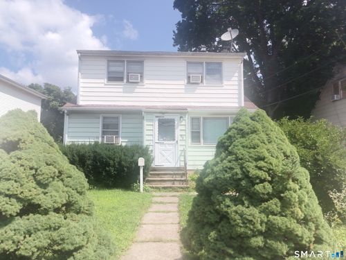 98 Holcomb Ave, Stamford, CT, 06906-2418 | Card Image
