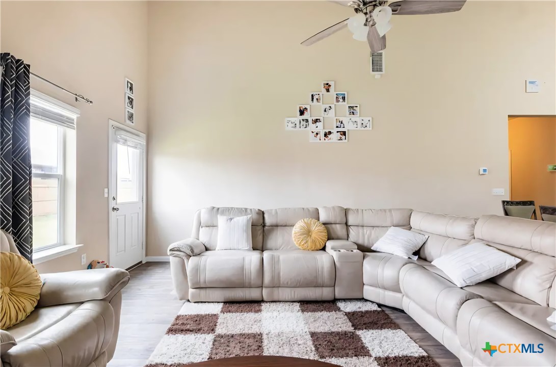 Residential Lease in Kyle 3