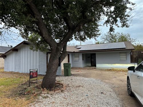 3709 Classic Dr, Garland, TX, 75042-4003 | Card Image