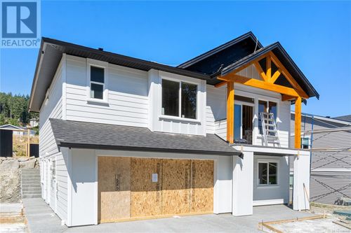 824 Russell Rd, Ladysmith, BC, V9G1W4 | Card Image