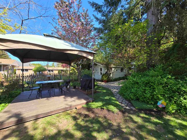 11640 Pine Street, House other with 3 bedrooms, 2 bathrooms and 4 parking in Maple Ridge BC | Image 35