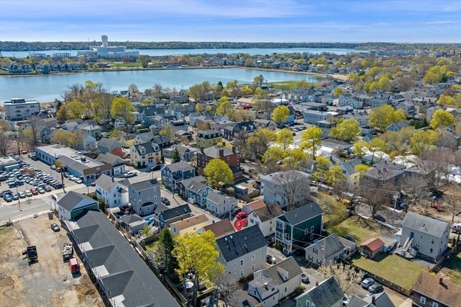 2 - 12 Rice St, Condo with 3 bedrooms, 3 bathrooms and 2 parking in Salem MA | Image 5