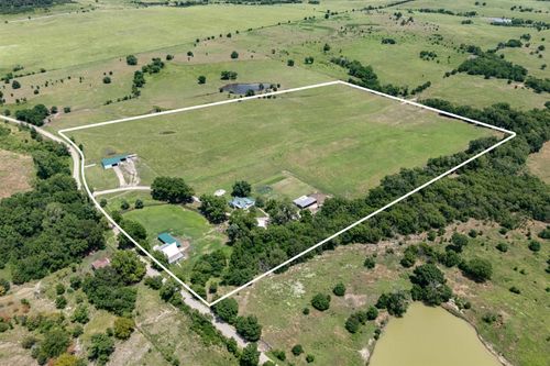 2052 Road 27, Fall River, KS, 67047-4948 | Card Image