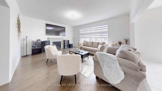 1315 Davis Loop, House other with 5 bedrooms, 4 bathrooms and 4 parking in Lefroy ON | Image 9