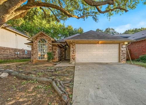 8812 Sabinas Trl, Fort Worth, TX, 76118-7448 | Card Image