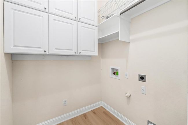 Lots of extra storage! | Image 29