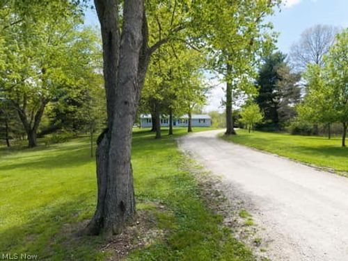 6258 Kennard Road N, Medina, OH, 44256 | Card Image