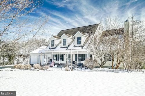 8093 Walkeys Run Ln, UNIONVILLE, VA, 22567-2048 | Card Image