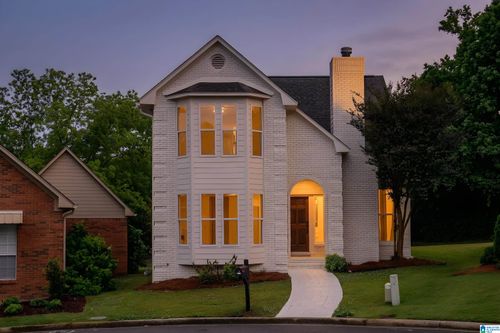 3104 Canterbury Pl, Vestavia, AL, 35243-5260 | Card Image