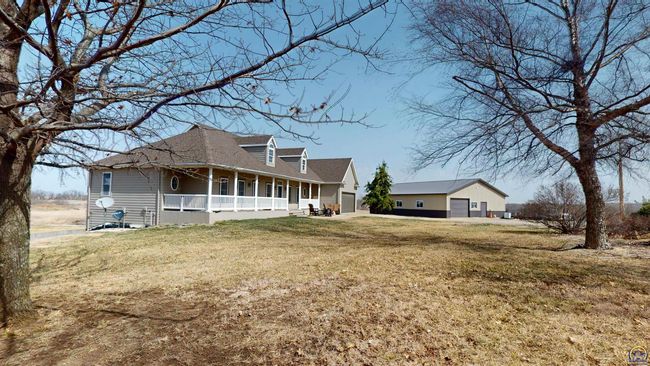 19620 S Jordon Ter, House other with 5 bedrooms, 3 bathrooms and null parking in Scranton KS | Image 7