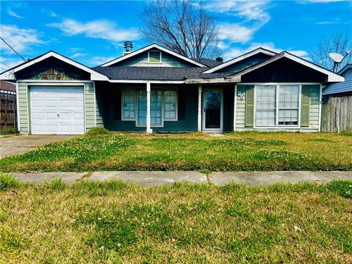 29 Cynthia St, Westwego, LA, 70094-2197 | Card Image