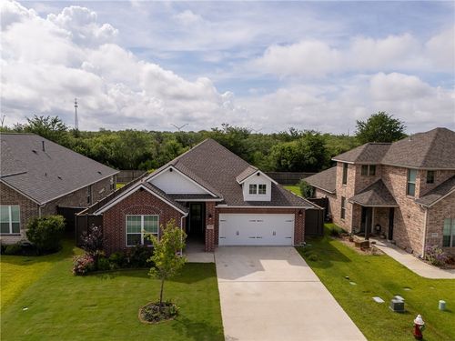 5156 Maroon Creek Dr, Bryan, TX, 77802-1440 | Card Image
