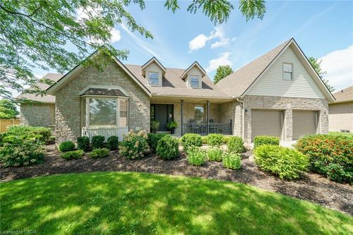 17 Angle St, Simcoe, ON, N3Y5M6 | Card Image