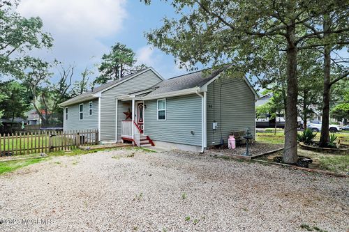 46 Bryant Rd, Waretown, NJ, 08758-2308 | Card Image