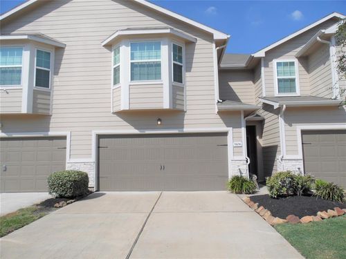 5106 Gable Ln, Houston, TX, 77066-1041 | Card Image