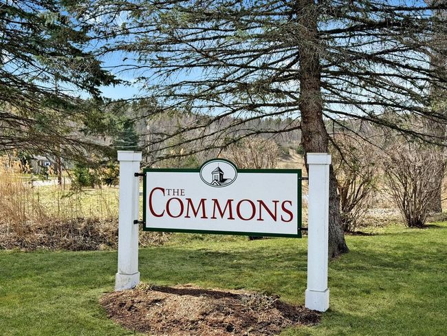 392 Commons Rd, Condo with 2 bedrooms, 3 bathrooms and null parking in Williston VT | Image 16