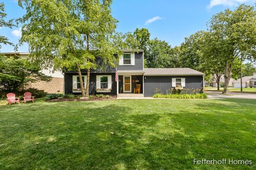 2941 Meadowbrook Dr, Grand Rapids, MI, 49546-5565 | Card Image