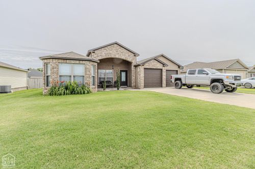 200 Gavin Dr, Paragould, AR, 72450-2683 | Card Image
