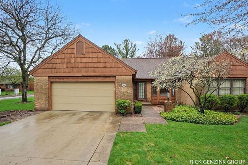 314 Foxcroft Cir, Holland, MI, 49423-4280 | Card Image