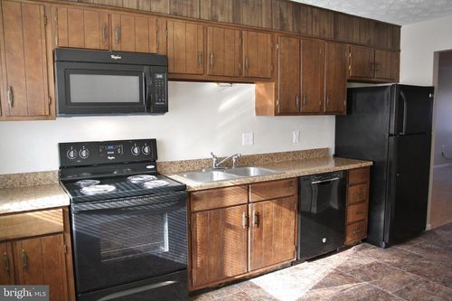 apt-d-6007 Willow Spring Rd, HARRISBURG, PA, 17111-4746 | Card Image