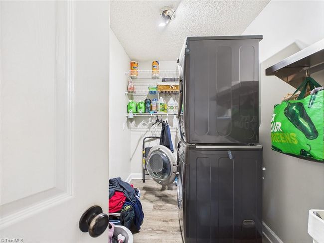 Large laundry room off the kitchen. | Image 18