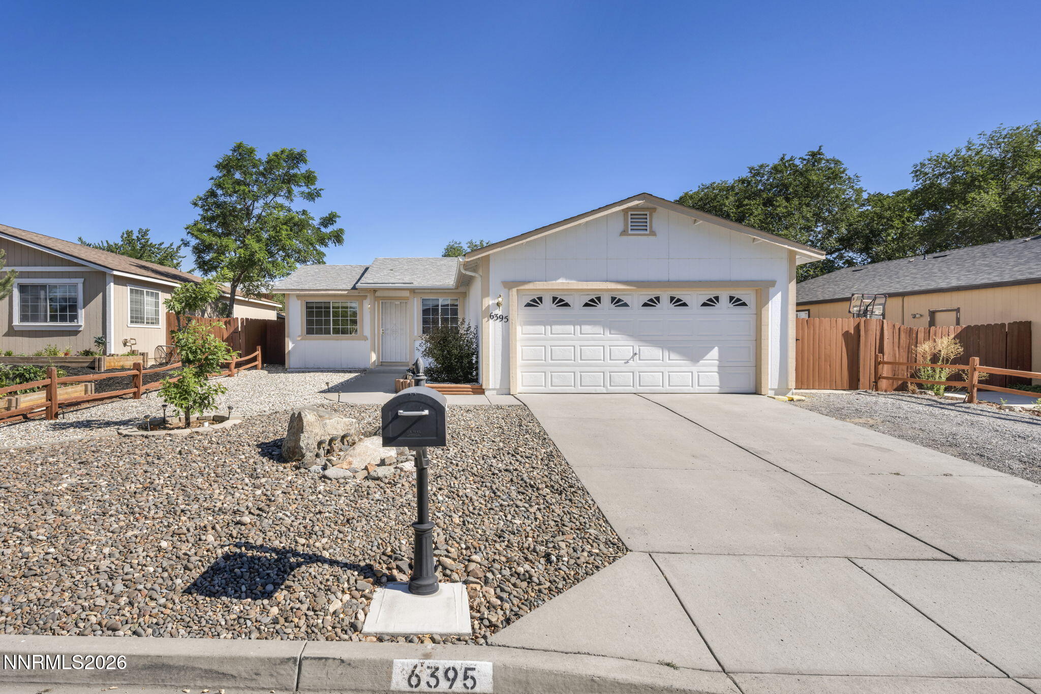 Residential in Sun Valley 5