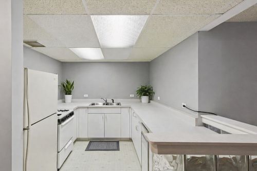 433 Running Deer Ln, Gilberts, IL, 60136-9754 | Card Image