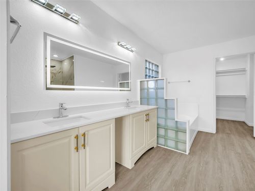 5310 Vista Verde Drive, Arlington, TX, 76017 | Card Image