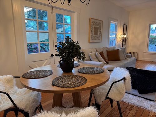 323 W 18th St, Santa Ana, CA, 92706-2601 | Card Image