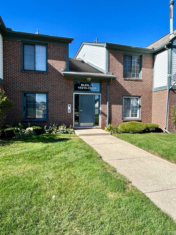 Ashley Ct, Macomb, MI 48044