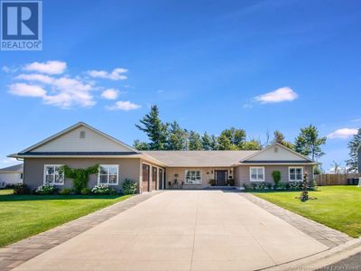 3 Campbell Crt, House other with 3 bedrooms, 3 bathrooms and null parking in Oromocto NB | Image 1