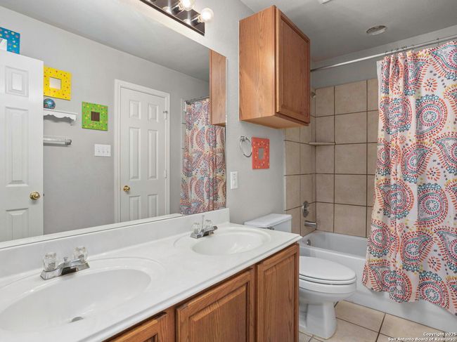 15622 Portales Pass, House other with 5 bedrooms, 3 bathrooms and null parking in Helotes TX | Image 22
