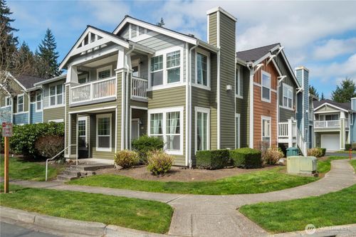 102-10515 221st Ln Ne, Redmond, WA, 98053-2013 | Card Image