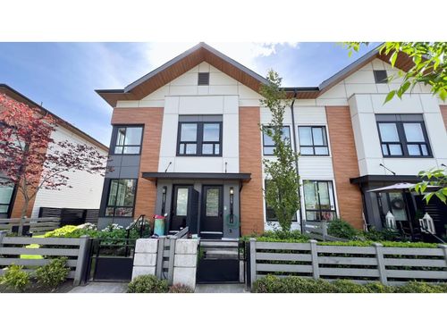 154-15111 Edmund Dr, Surrey, BC, V3S0A5 | Card Image
